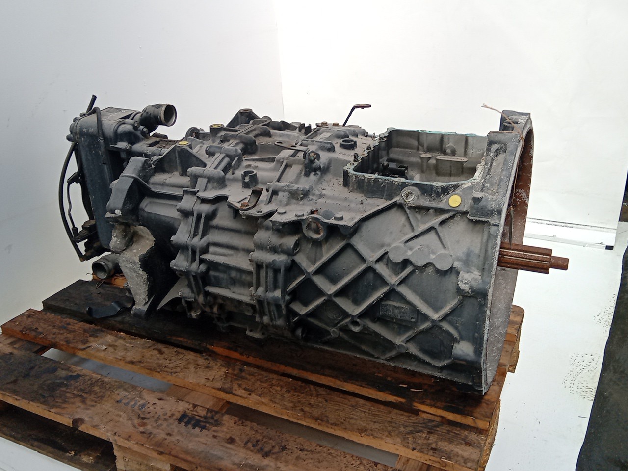 Caixa Velocidades ZF - Imagem-2
