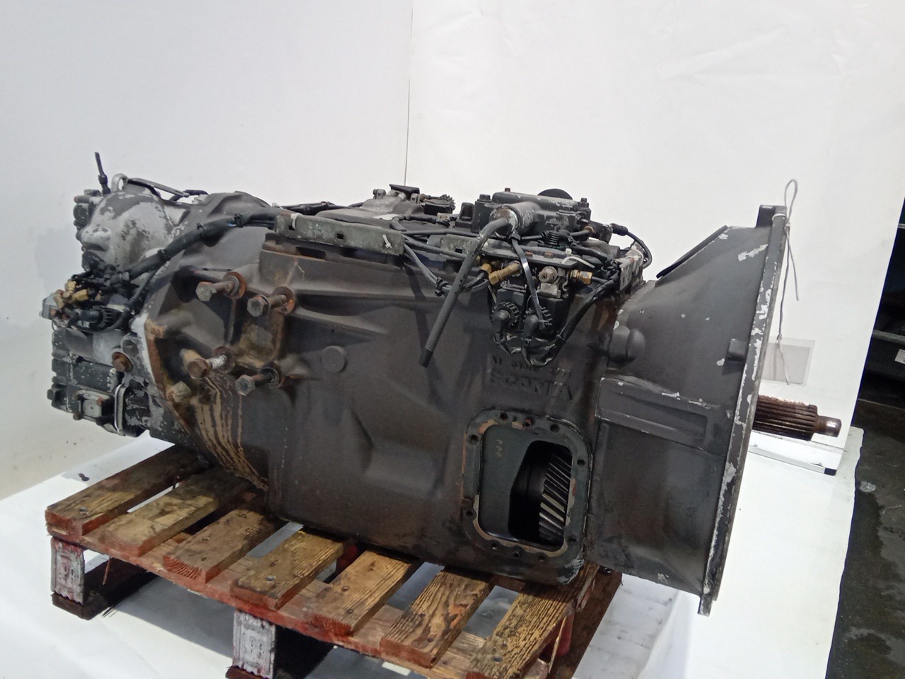 Caixa Velocidades SCANIA 2 - series | 80 - 88 Imagem-1