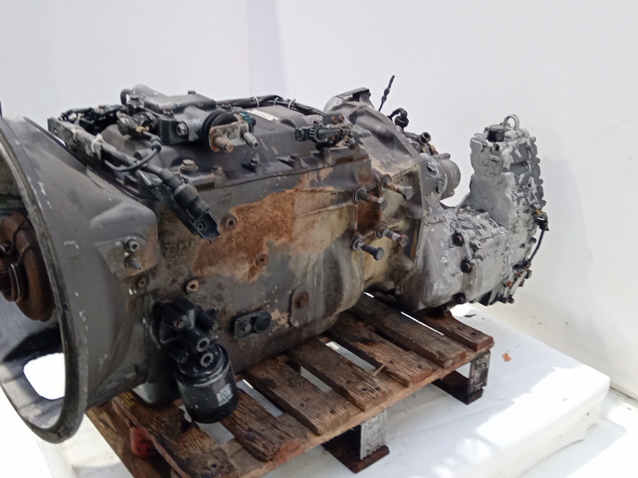 Caixa Velocidades SCANIA 2 - series | 80 - 88 Imagem-2