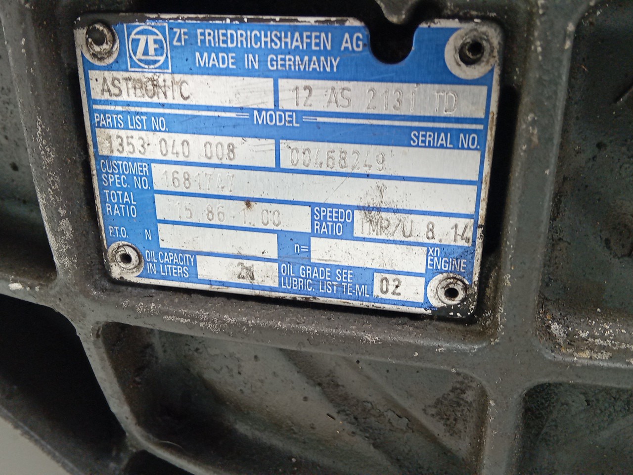 Caixa Velocidades ZF - Imagem-3