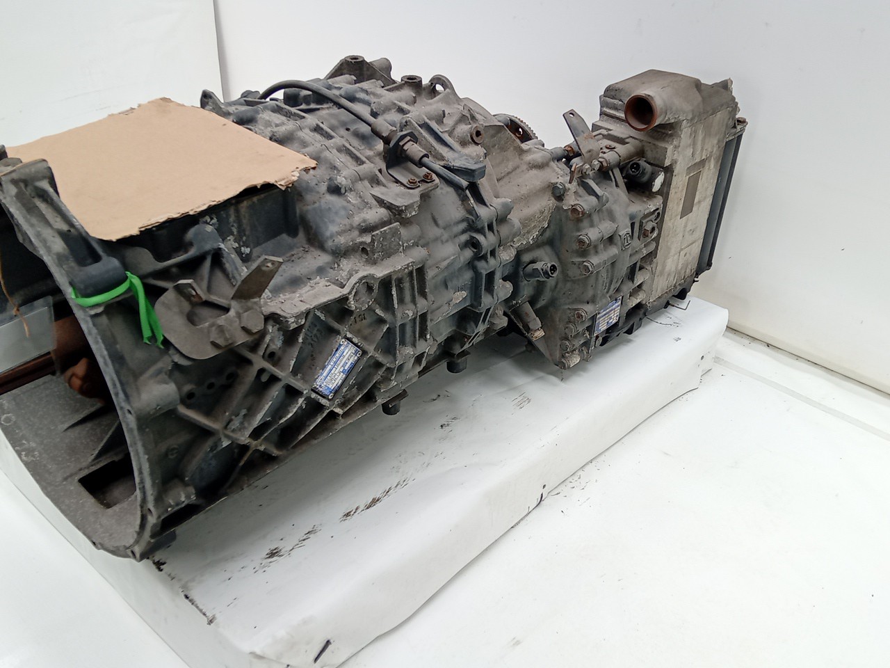 Caixa Velocidades ZF - Imagem-1