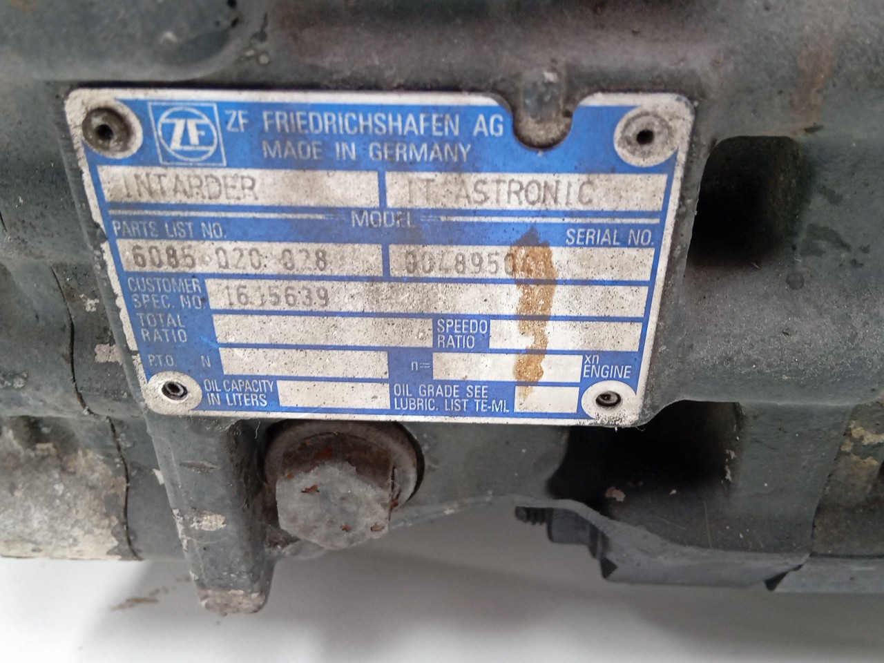 Caixa Velocidades ZF - Imagem-4
