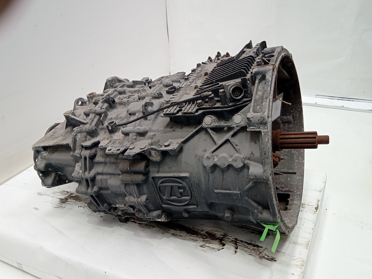 Caixa Velocidades ZF - Imagem-2