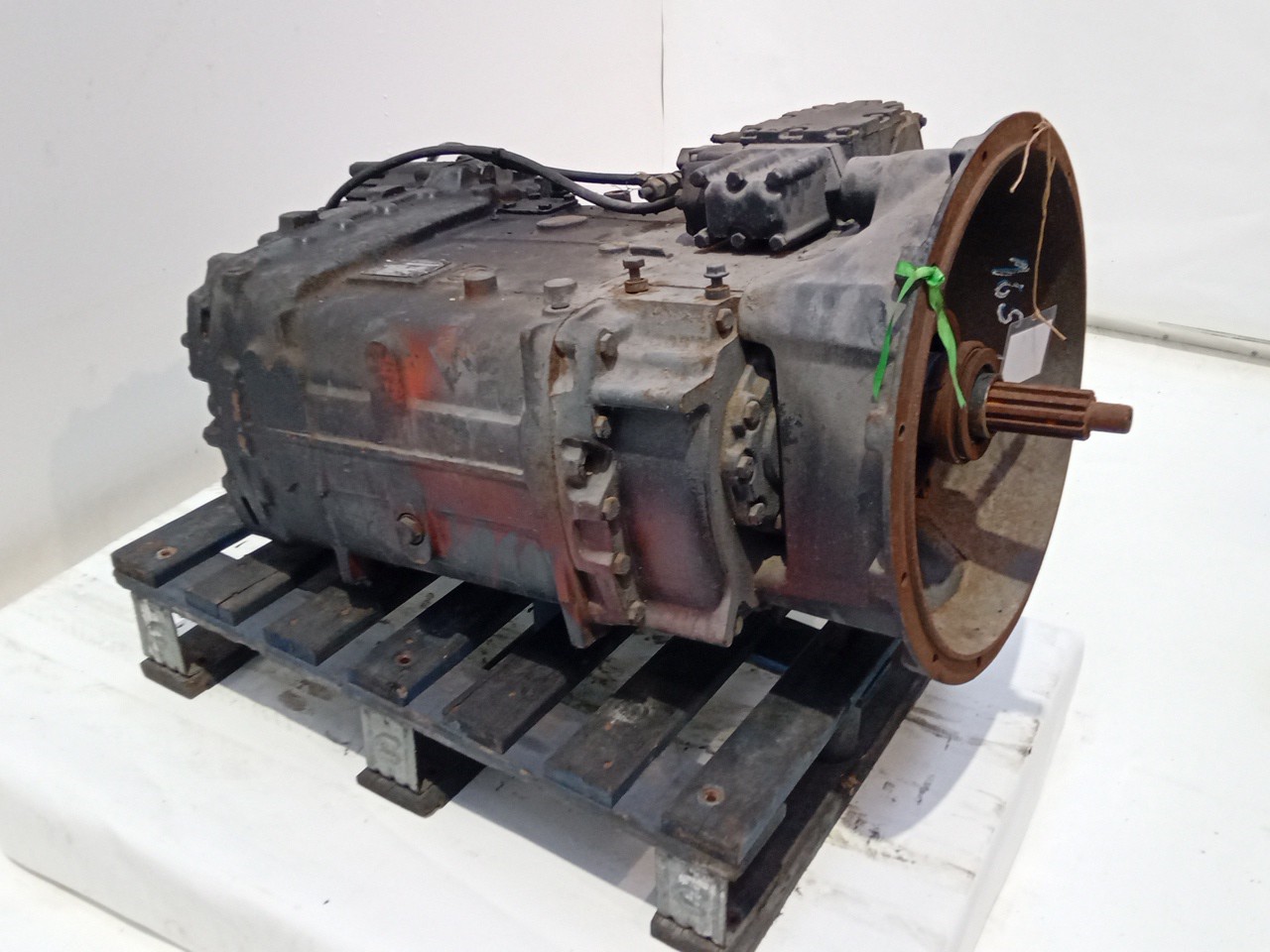 Caixa Velocidades ZF - Imagem-2