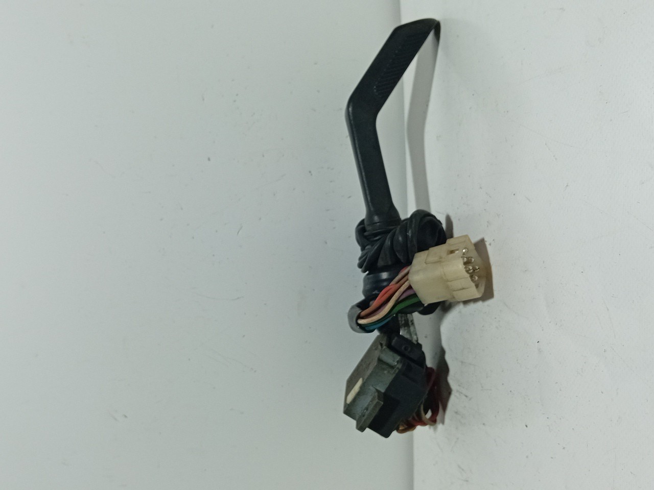 MANETE LIMPA-VIDROS SCANIA - Imagem-2