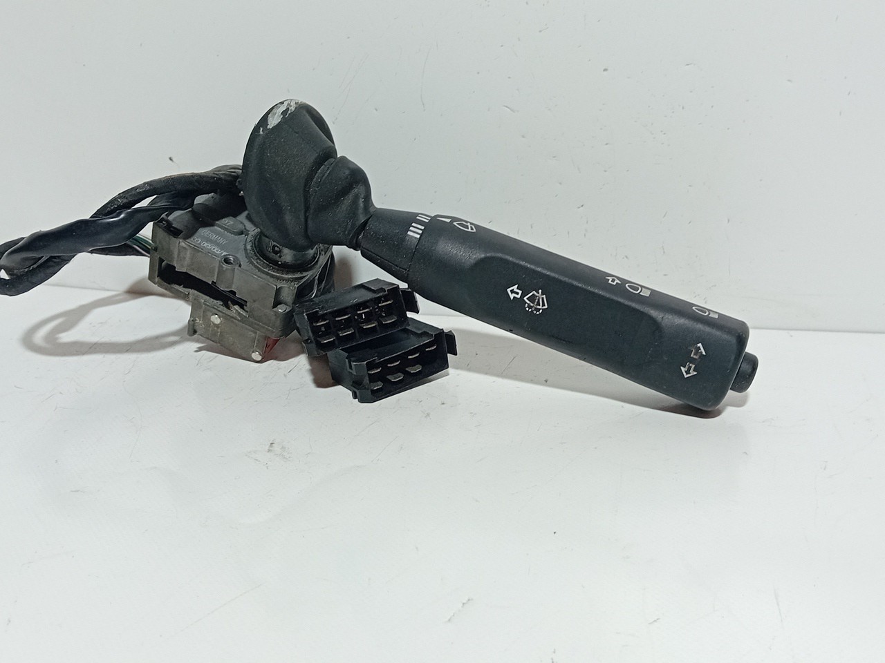 MANETE DOS PISCAS MERCEDES-BENZ - Imagem-1