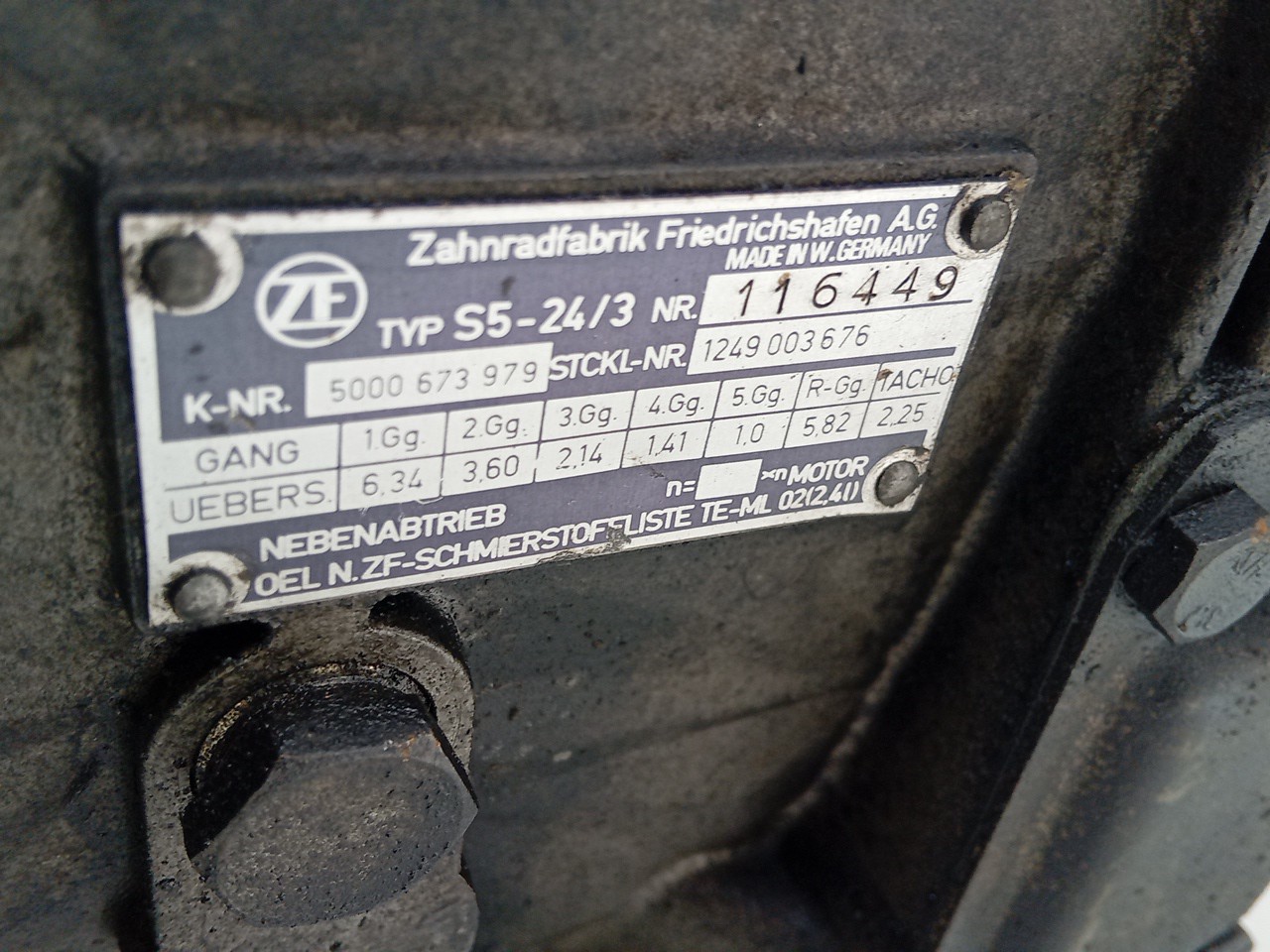 Caixa Velocidades ZF - Imagem-2
