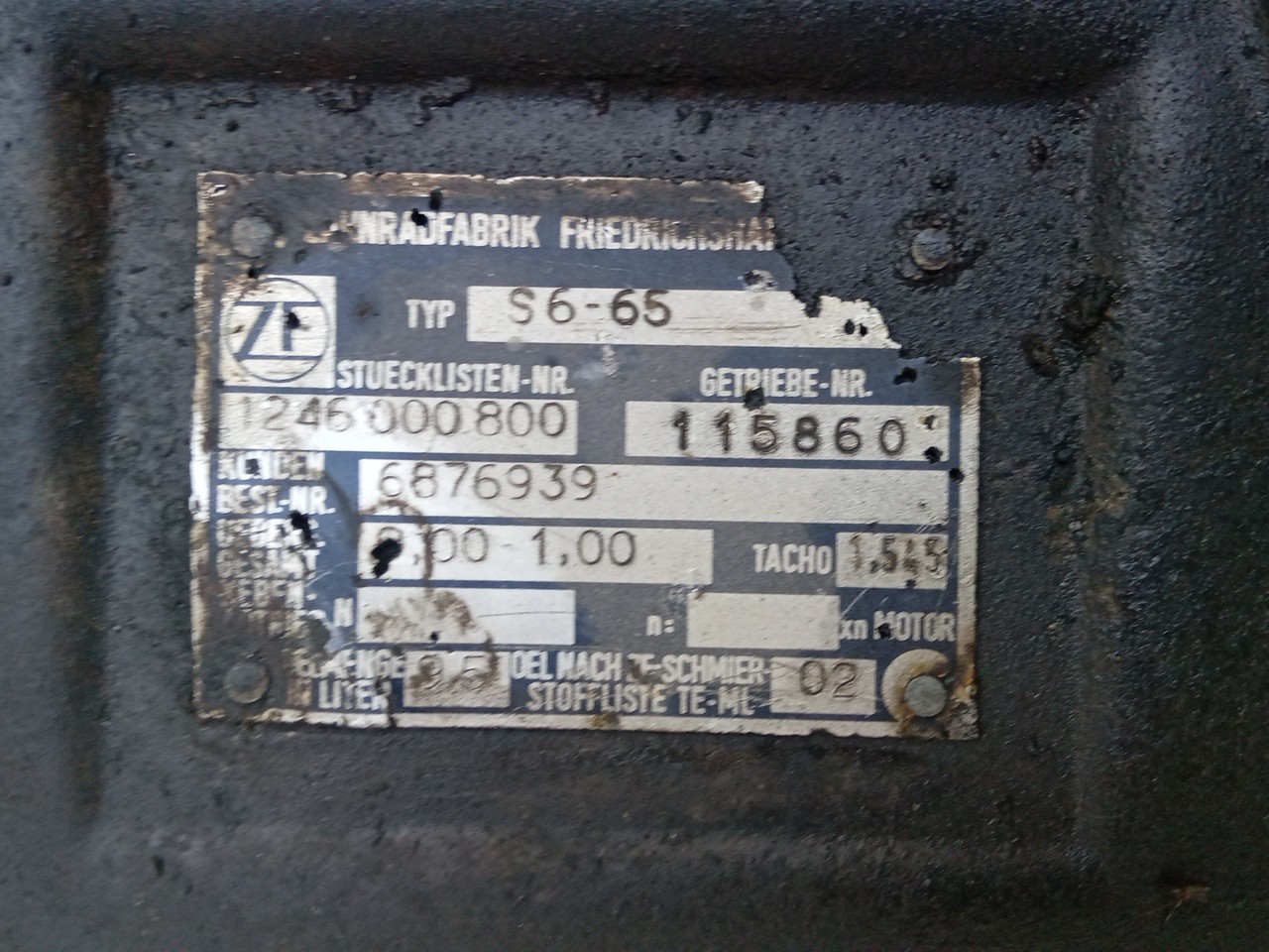 Caixa Velocidades ZF - Imagem-3