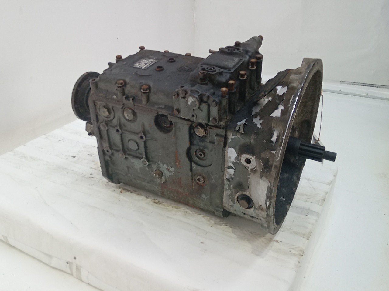 Caixa Velocidades ZF - Imagem-1