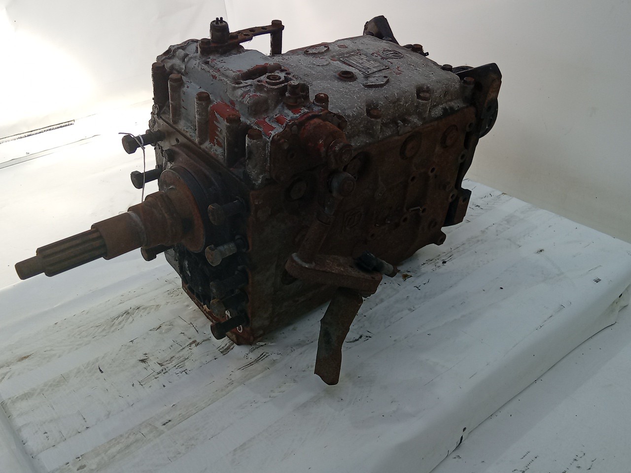 Caixa Velocidades ZF - Imagem-2