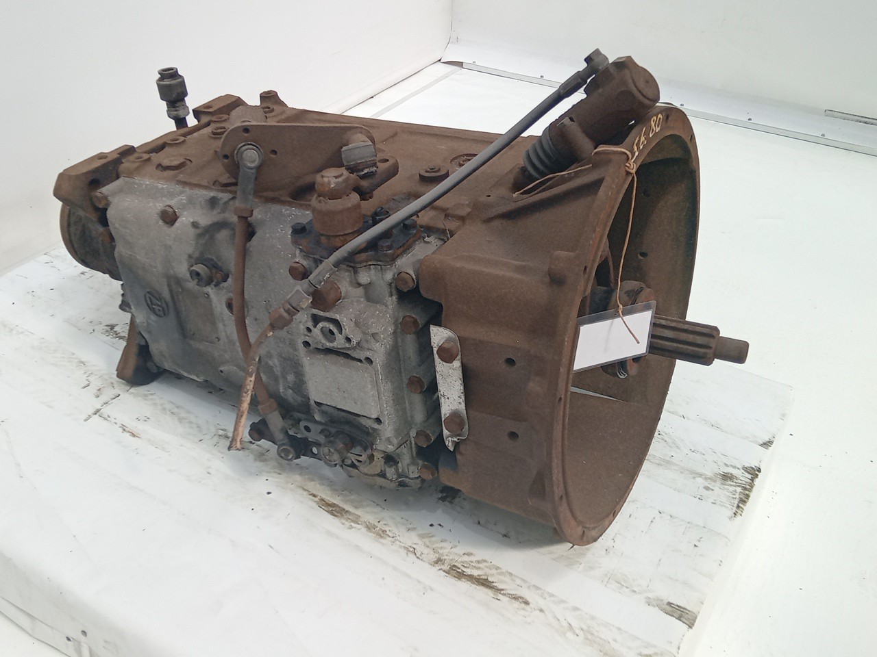 Caixa Velocidades ZF - Imagem-1