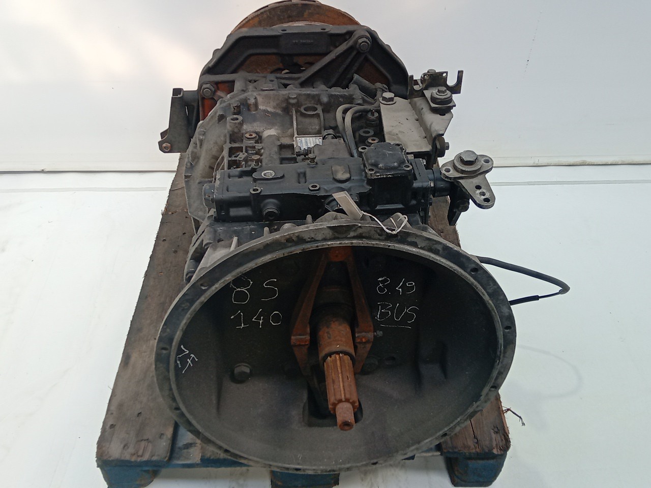 Caixa Velocidades ZF - Imagem-2