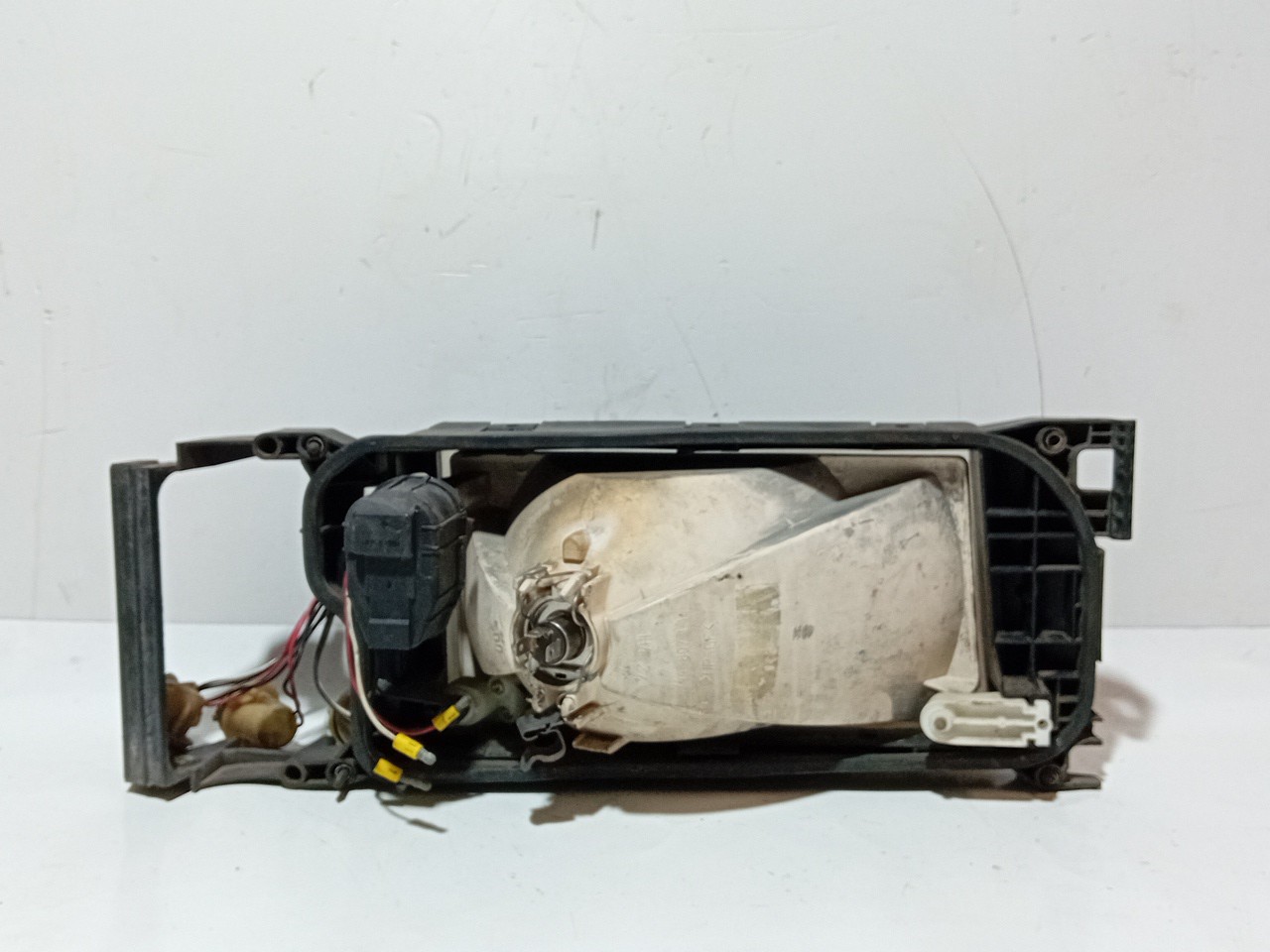 Otica SCANIA 4 - series | 95 - 04 Imagem-1