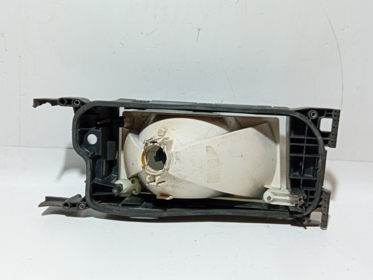 Otica SCANIA 4 - series | 95 - 04 Imagem-1