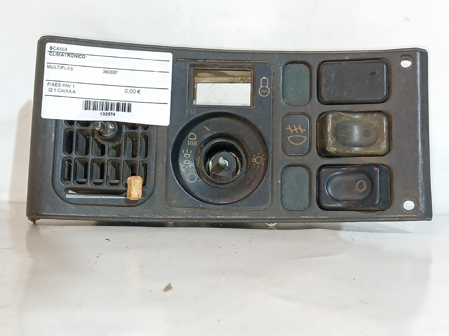 CLIMATRONICO SCANIA - Imagem-2