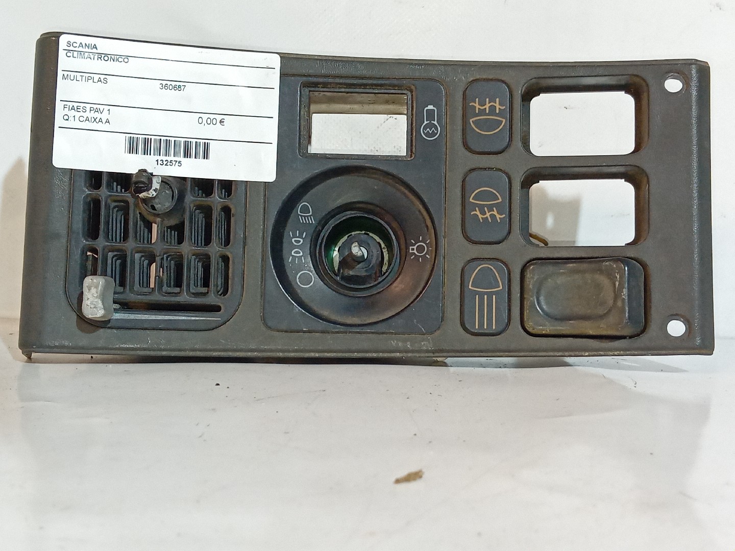 CLIMATRONICO SCANIA - Imagem-2