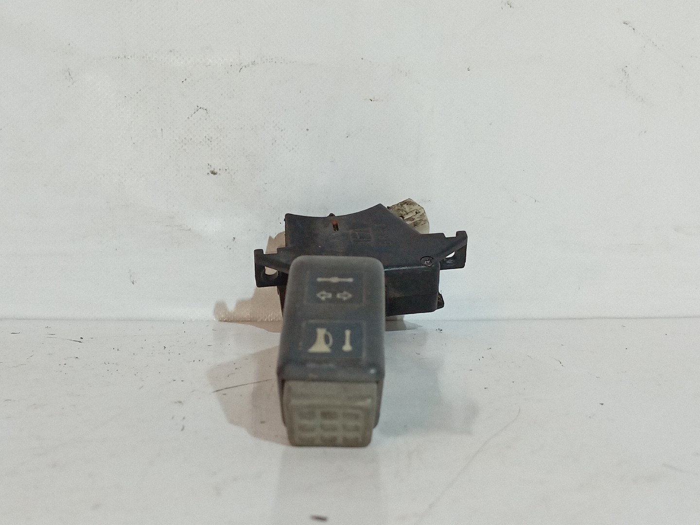 MANETE DOS PISCAS IVECO - Imagem-1