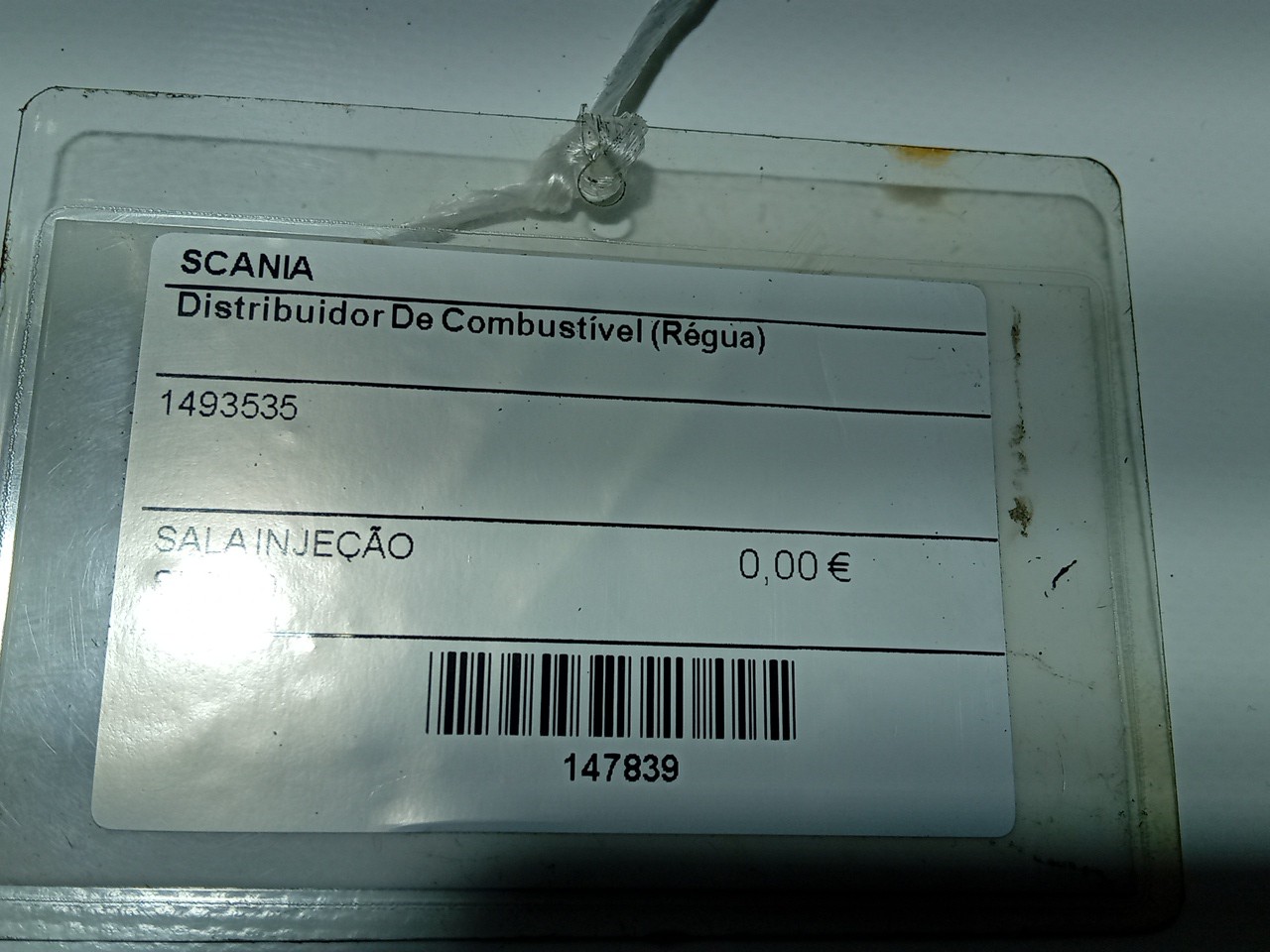 Distribuidor De Combustível (Régua) SCANIA P,G,R,T - series | 03 -  Imagem-1