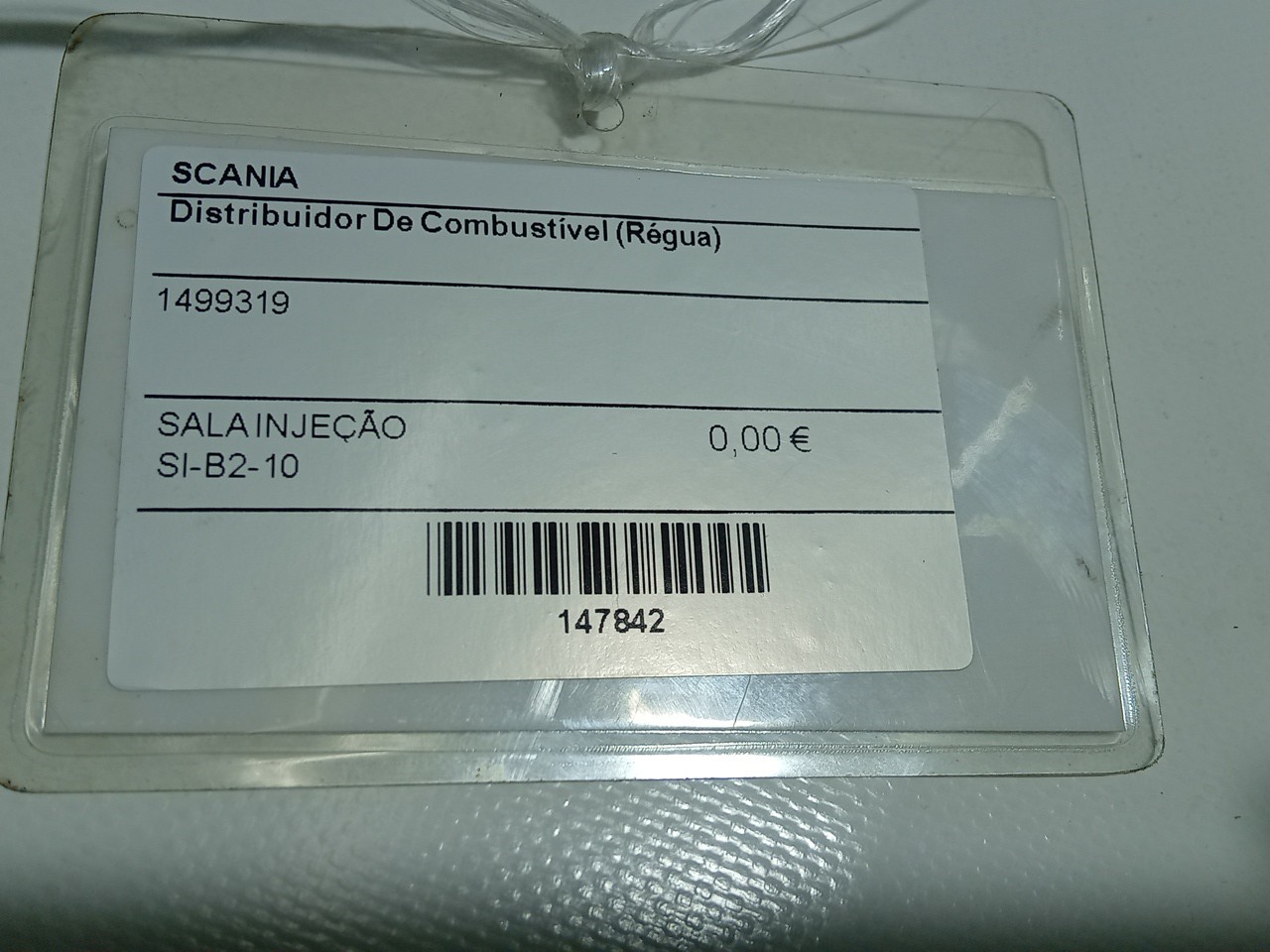 Distribuidor De Combustível (Régua) SCANIA P,G,R,T - series | 03 -  Imagem-1