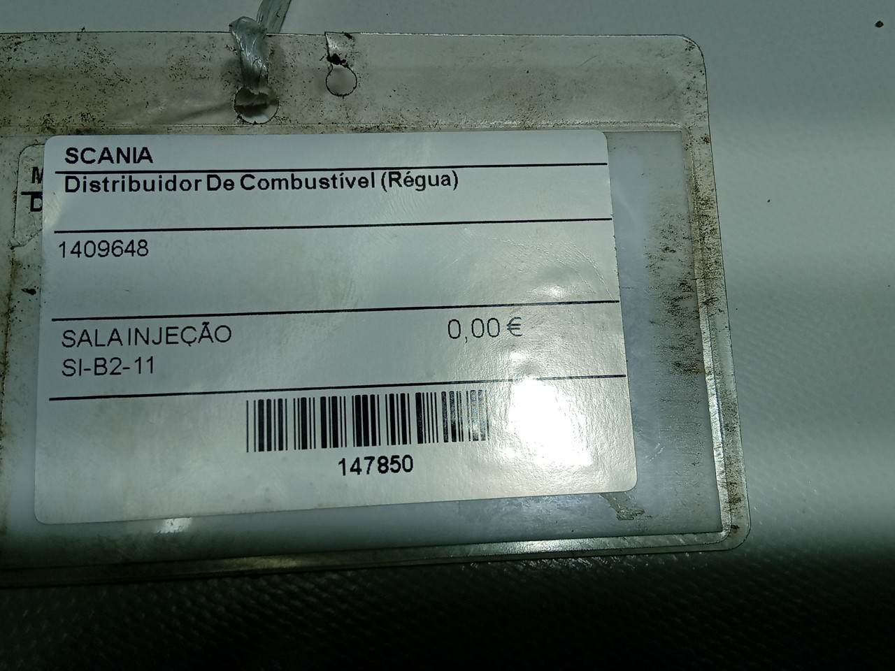 Distribuidor De Combustível (Régua) SCANIA P,G,R,T - series | 03 -  Imagem-1