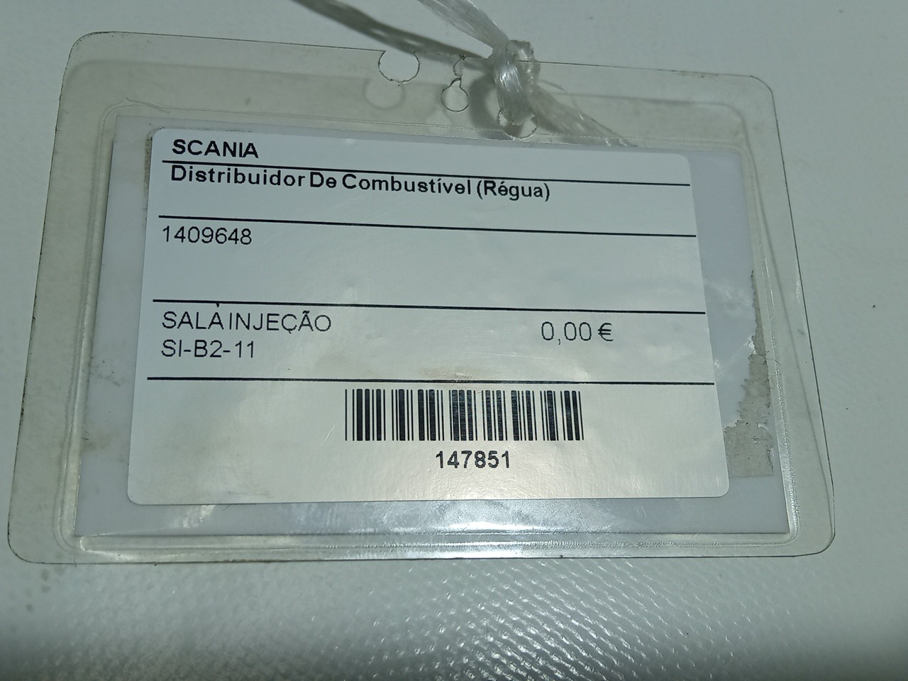 Distribuidor De Combustível (Régua) SCANIA P,G,R,T - series | 03 -  Imagem-1