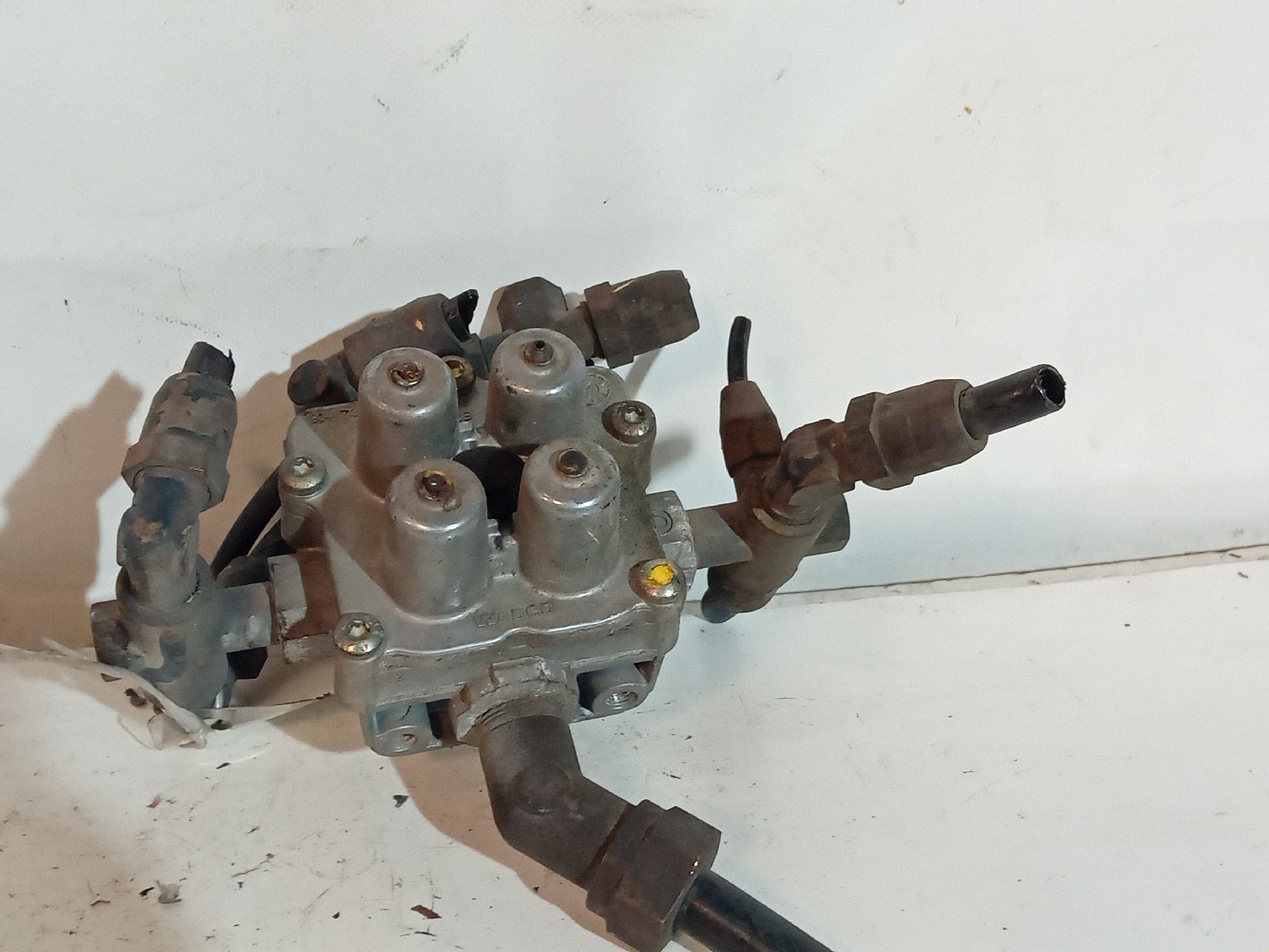 VALVULA SCANIA P/R/S/T/G Imagem-1