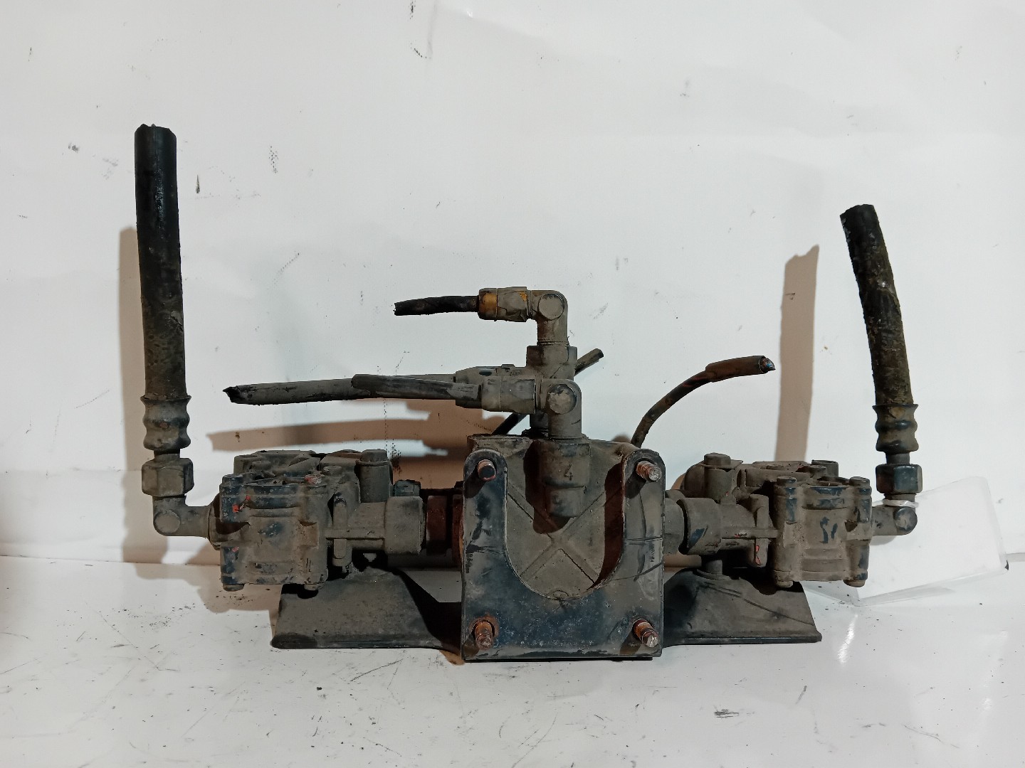 VALVULA ABS SCANIA P/R/S/T/G Imagem-1