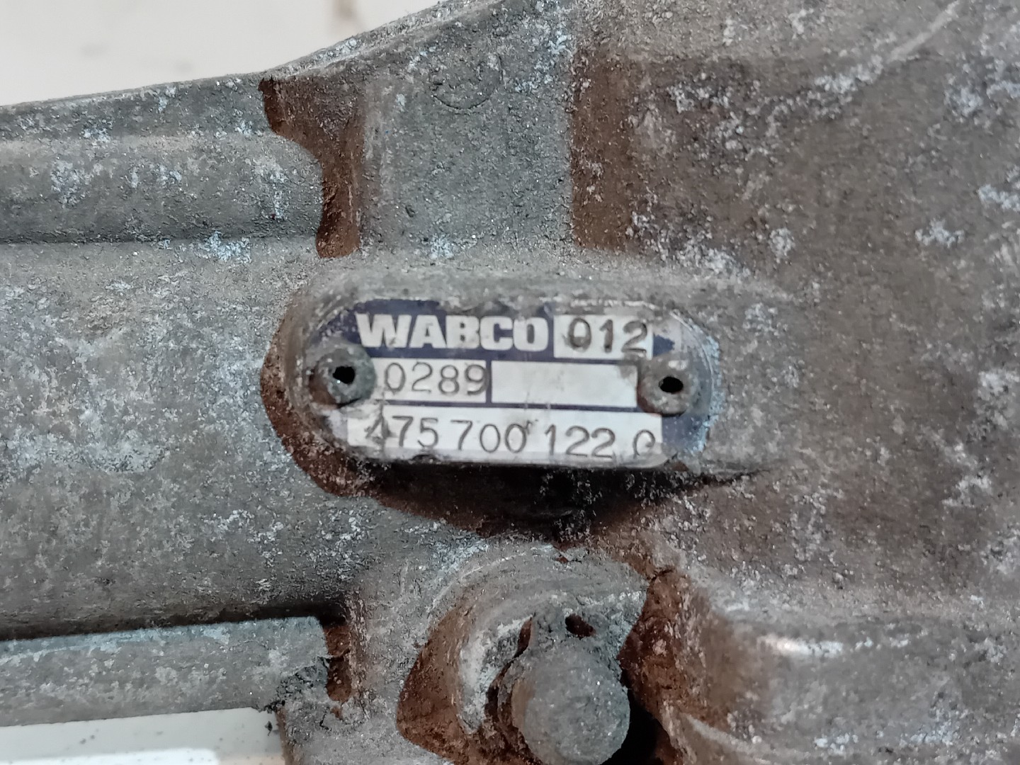 VALVULA SCANIA P/R/S/T/G Imagem-2