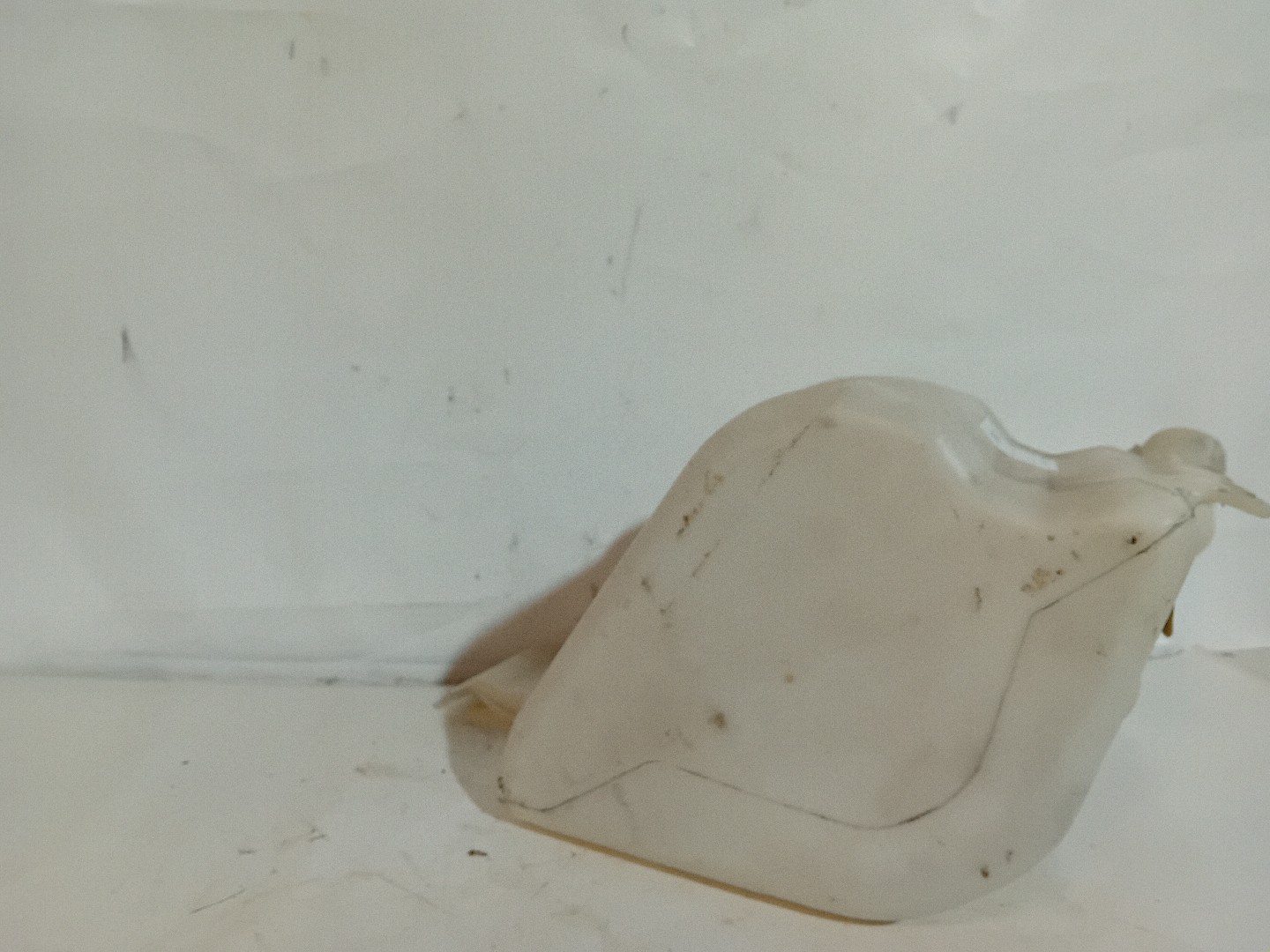 Deposito de Água dos esguichos SCANIA P,G,R,T - series | 03 -  Imagem-2