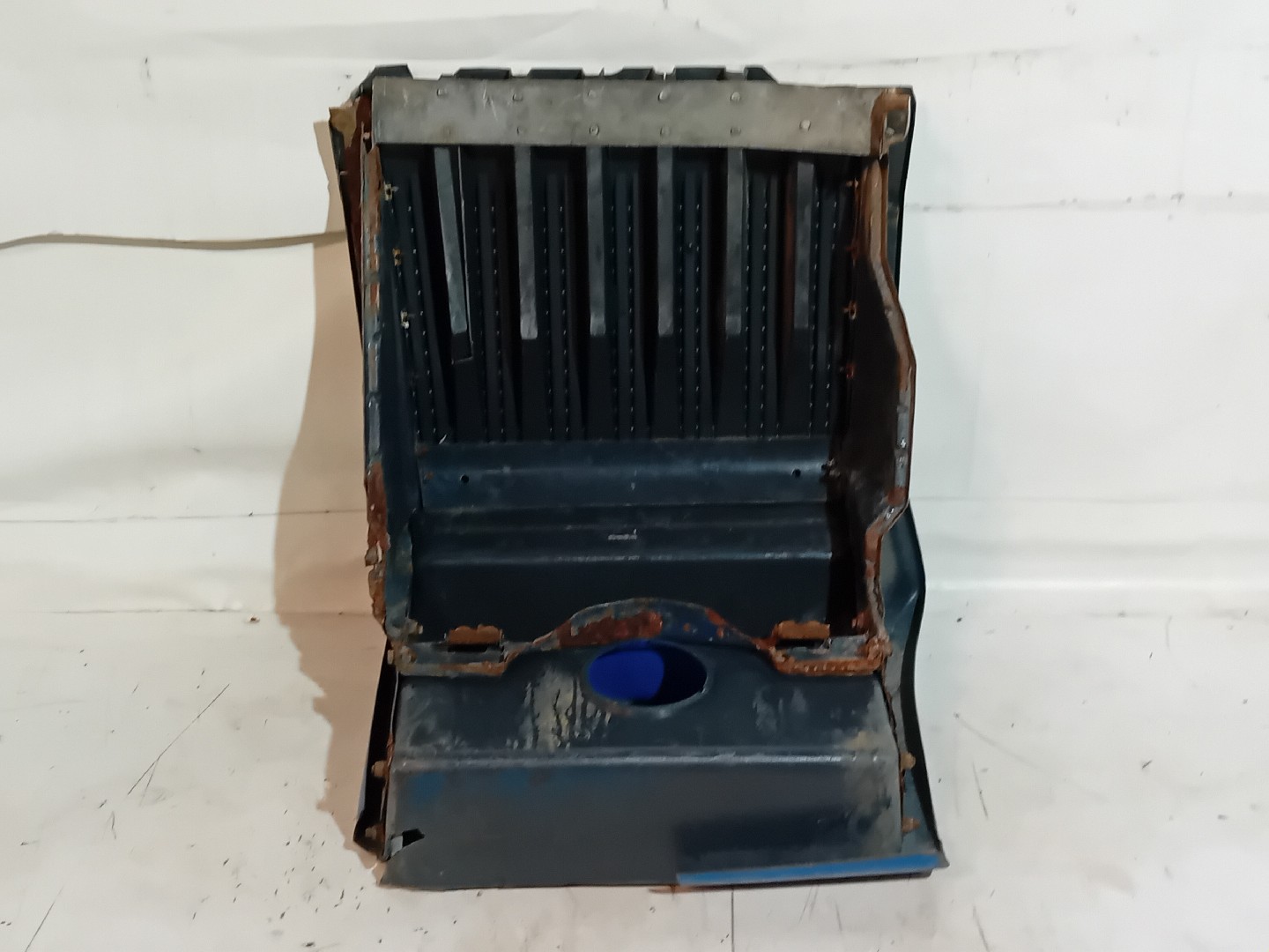 Tampa de Baterias  SCANIA 4 - series | 95 - 04 Imagem-2