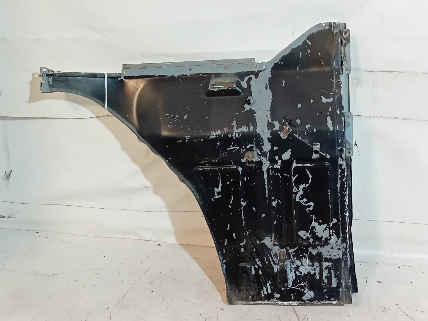 Estribo ESQ SCANIA 3 - series | 88 - 96 Imagem-1