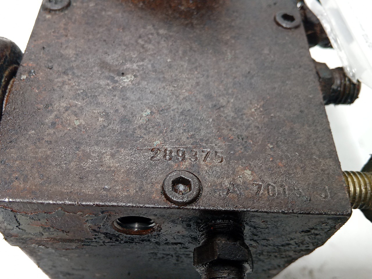 BOMBA DE ELEVAR  CABINE SCANIA P,G,R,T - series | 03 -  Imagem-2