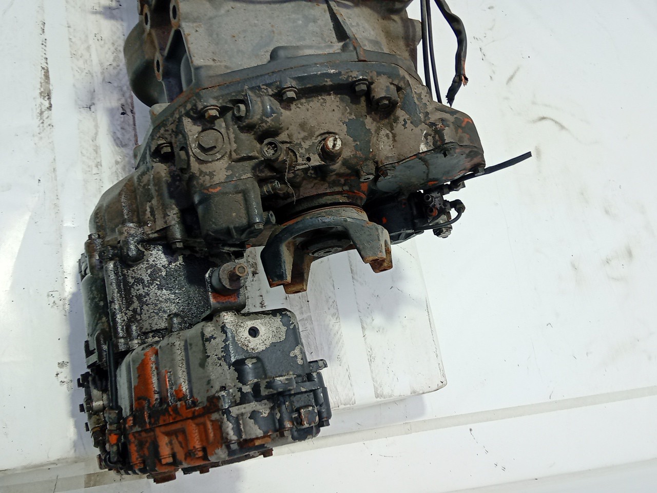 Caixa Velocidades SCANIA P,G,R,T - series | 03 -  Imagem-3