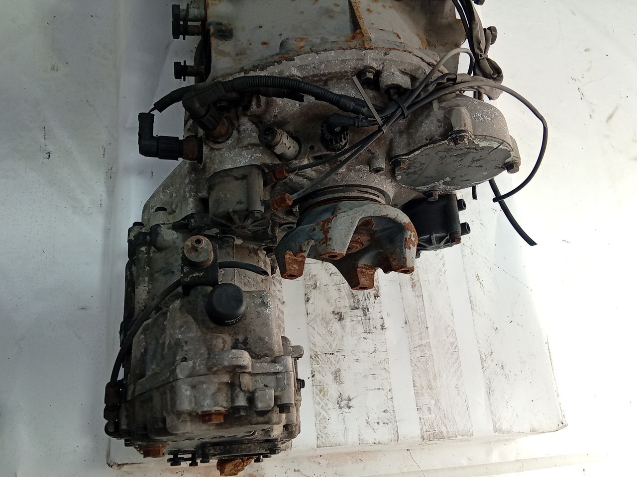 Caixa Velocidades SCANIA P,G,R,T - series | 03 -  Imagem-3