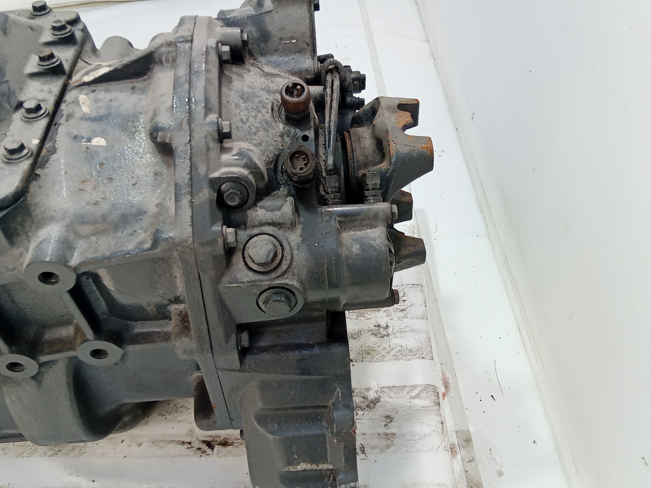 Caixa Velocidades SCANIA P,G,R,T - series | 03 -  Imagem-3