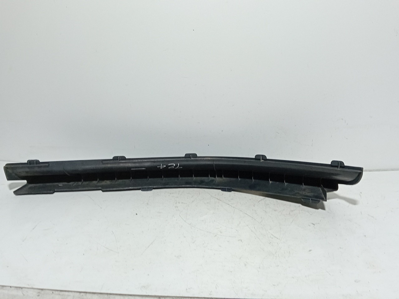 Acabamento Guarda Lamas SCANIA 4 - series | 95 - 04 Imagem-4