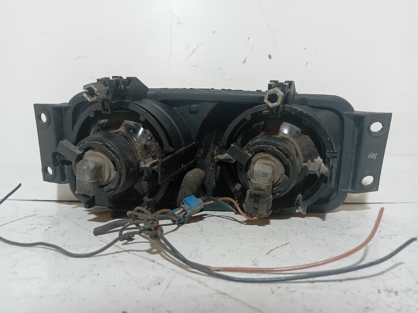 farol nevoeiro SCANIA 4 - series | 95 - 04 Imagem-1