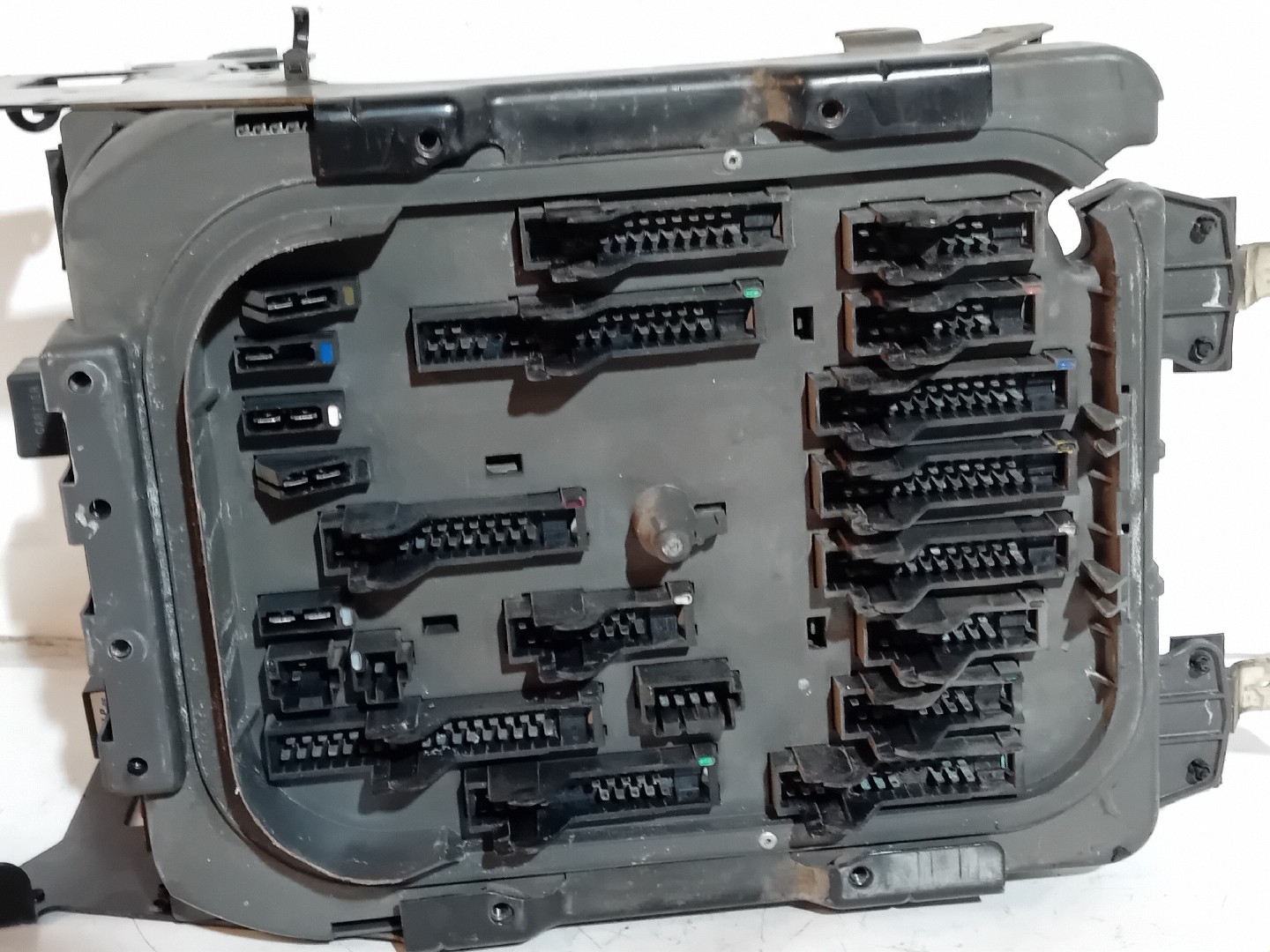 Porta Fusiveis RENAULT TRUCKS Premium | 96 -  Imagem-2