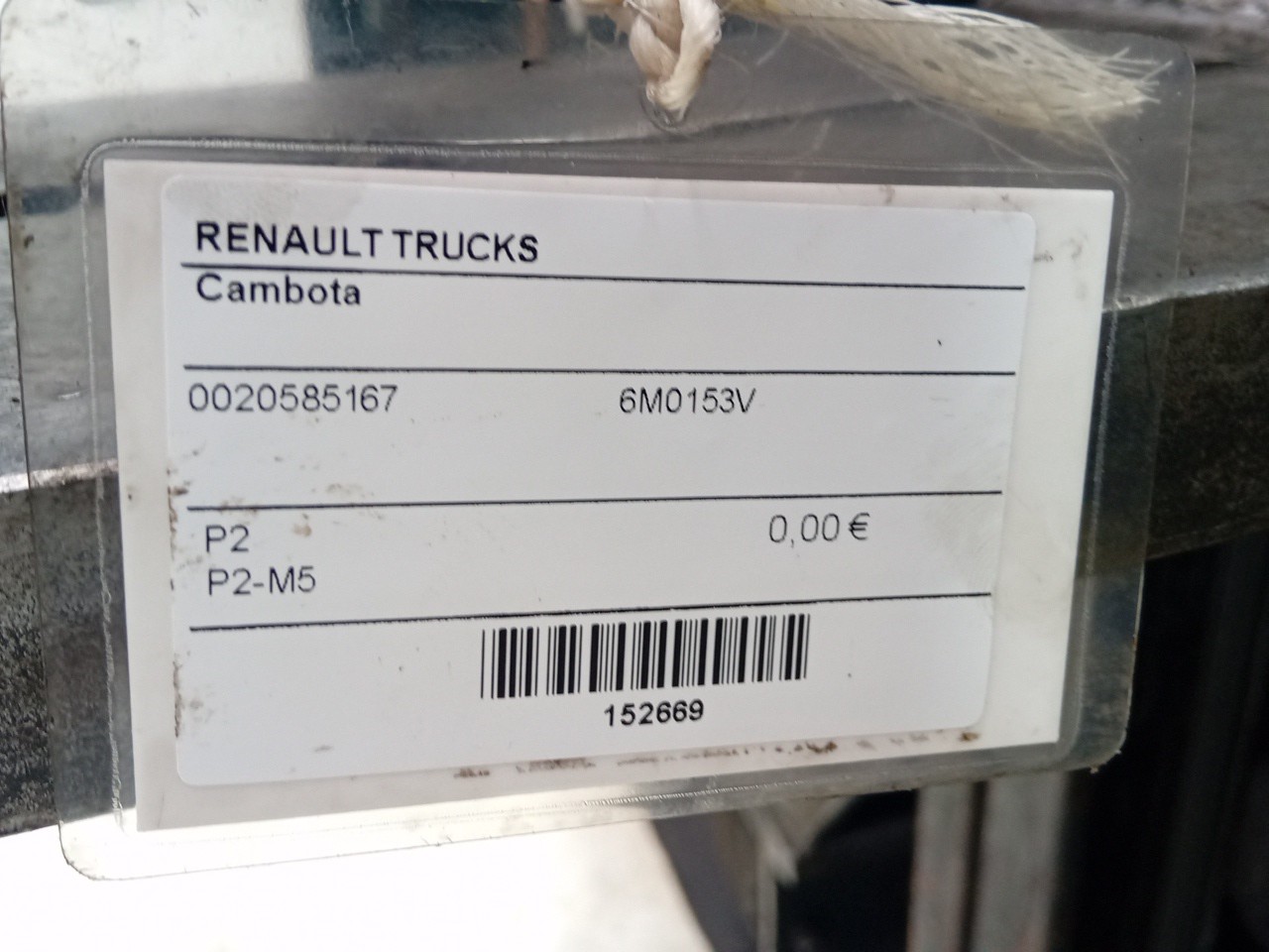 Cambota RENAULT TRUCKS Premium | 96 -  Imagem-4