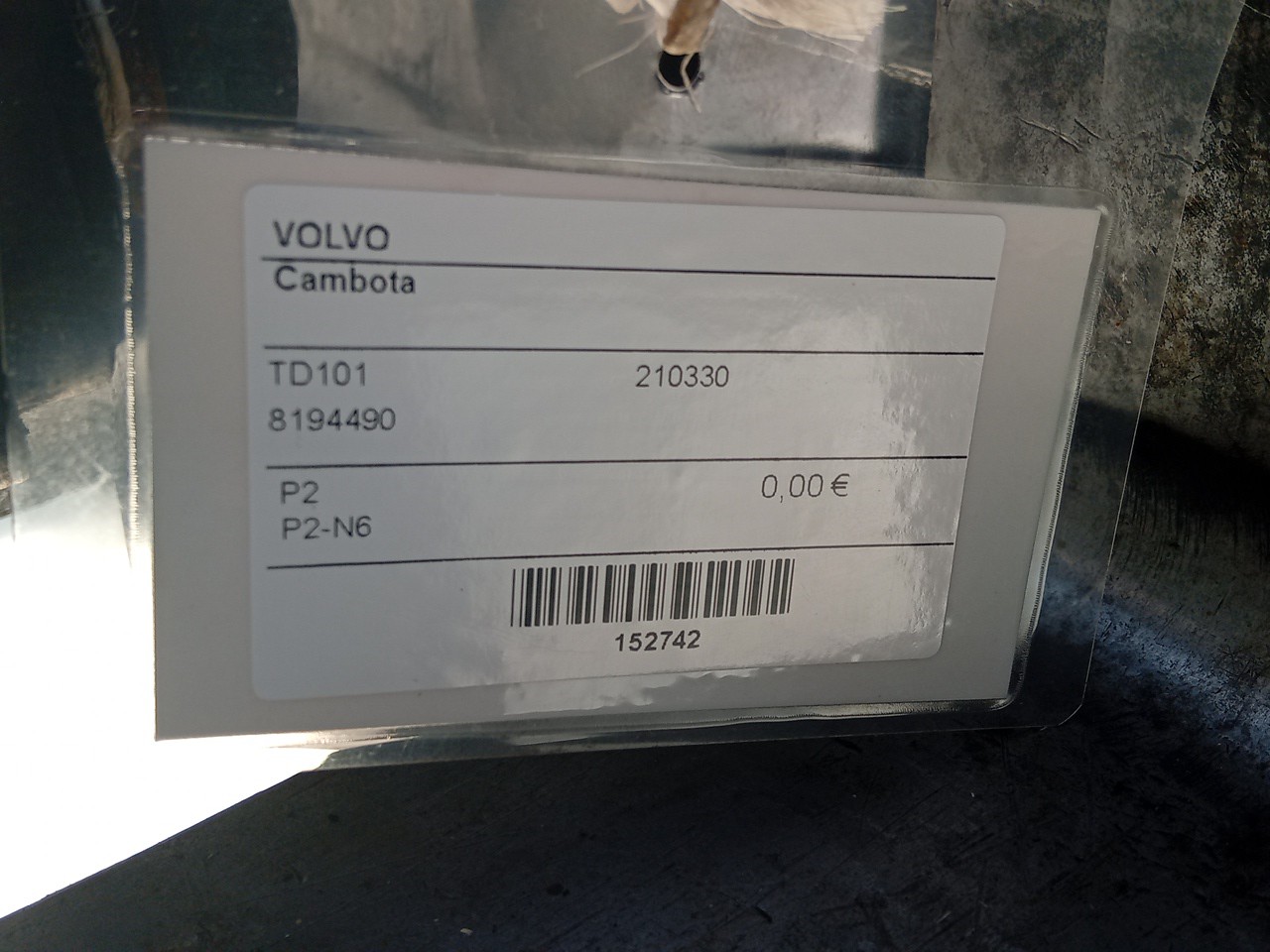 Cambota VOLVO F 10 | 77 - 94 Imagem-4