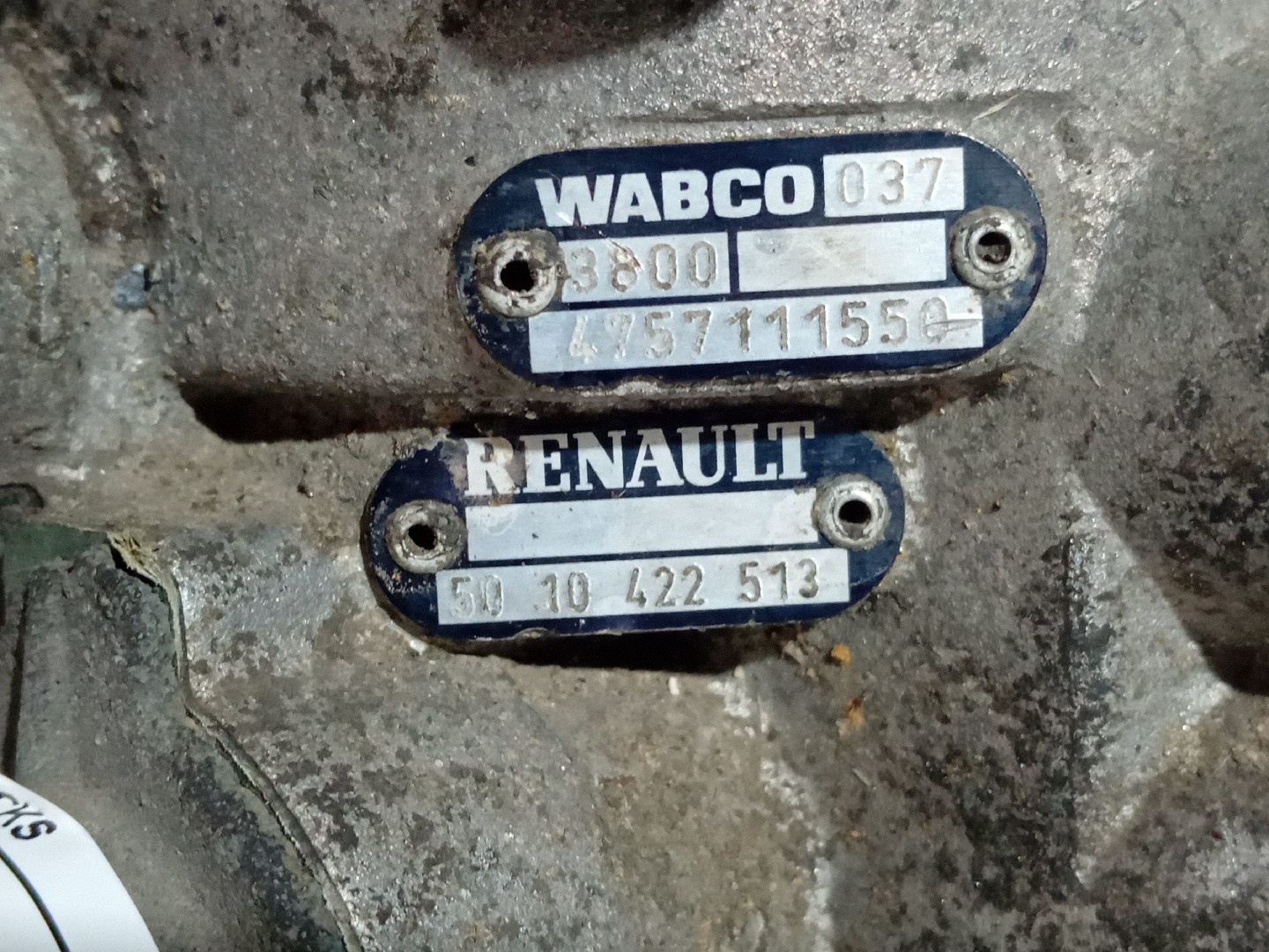 VALVULA RENAULT TRUCKS - Imagem-3