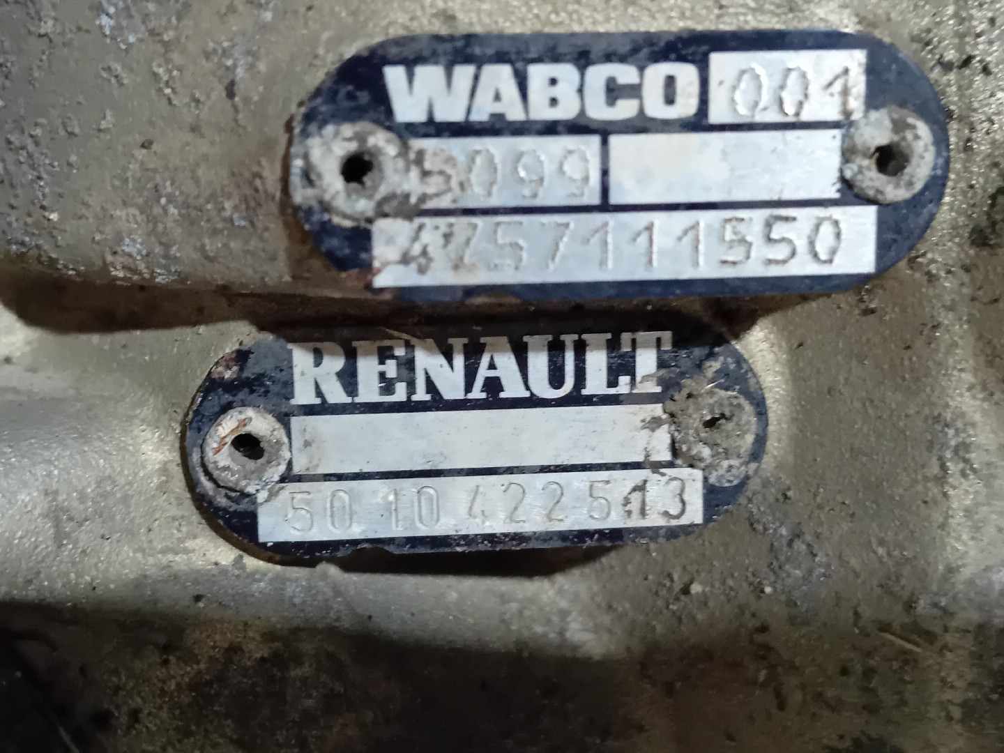 VALVULA RENAULT TRUCKS - Imagem-4