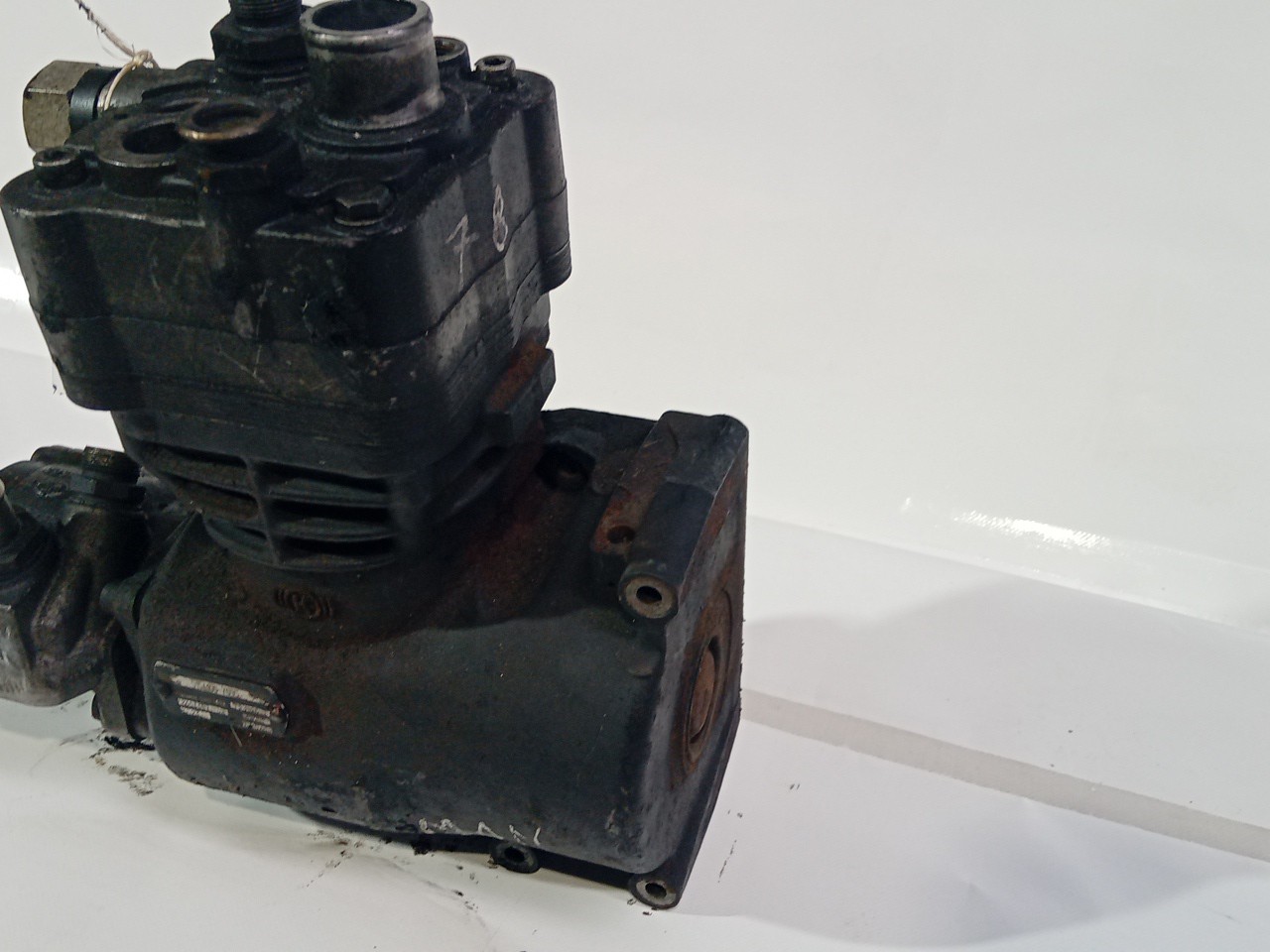 A/C Copmpressor MAN TGA | 00 -  Imagem-1