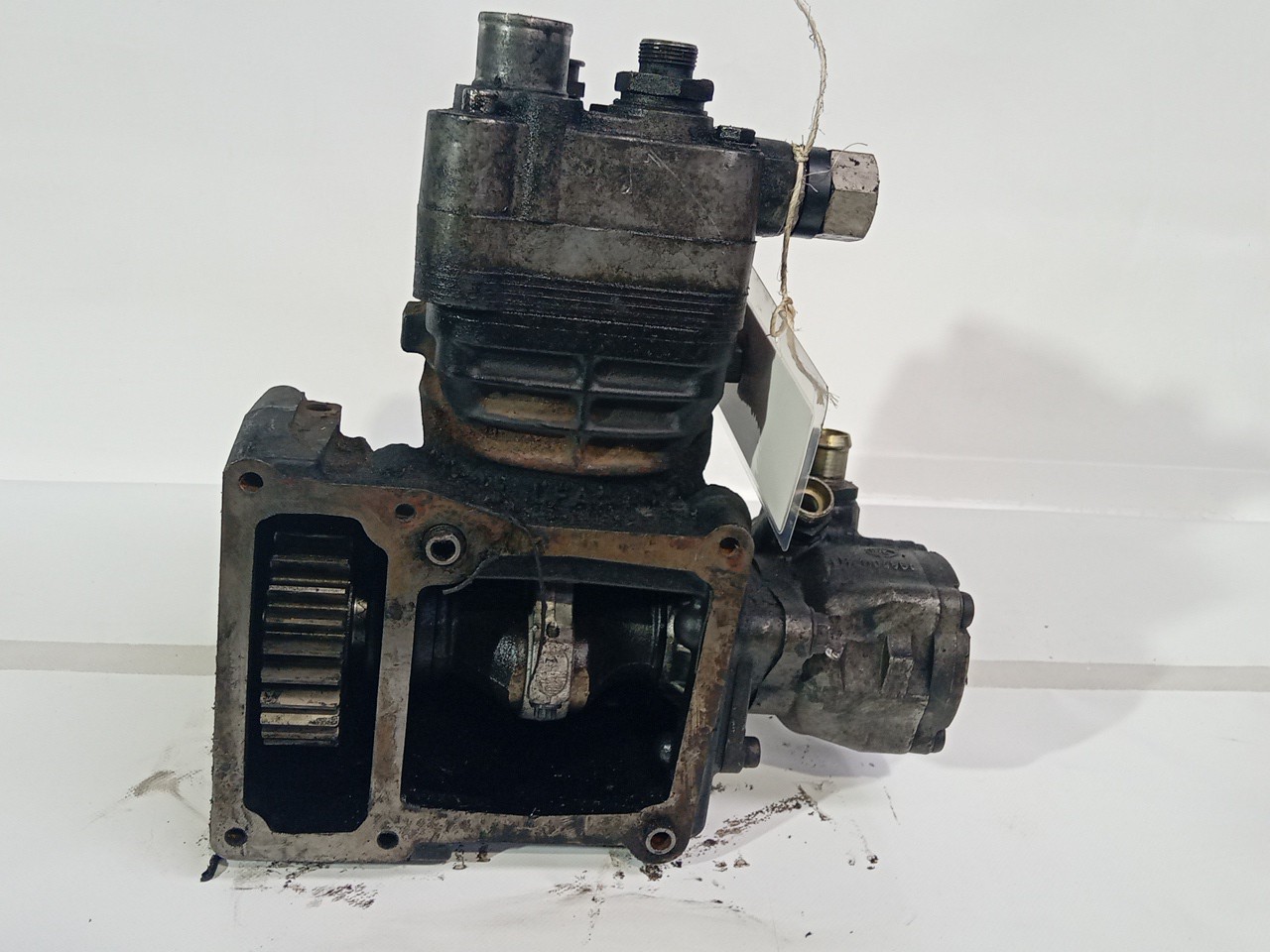 A/C Copmpressor MAN TGA | 00 -  Imagem-3