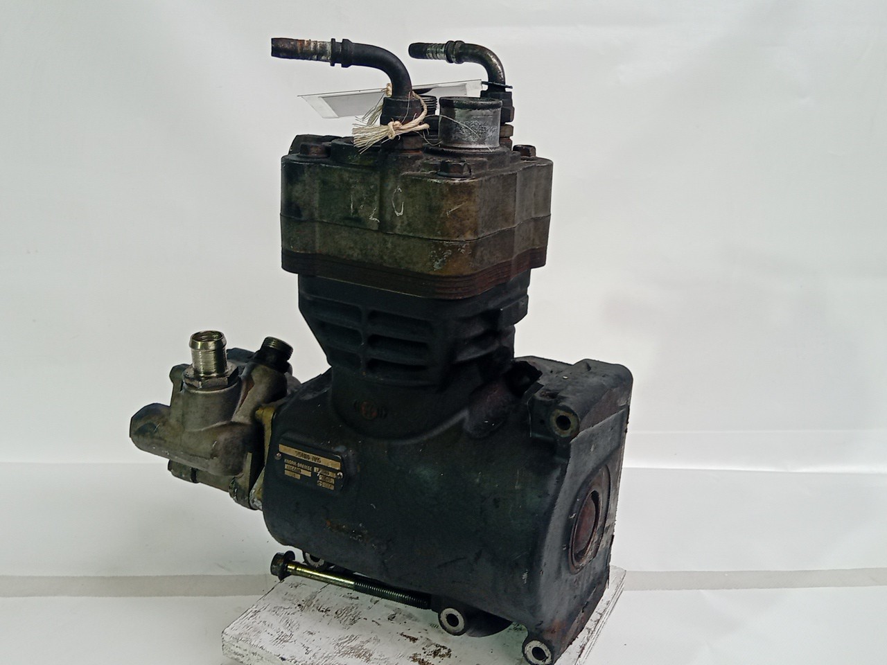 A/C Copmpressor MAN TGA | 00 -  Imagem-1