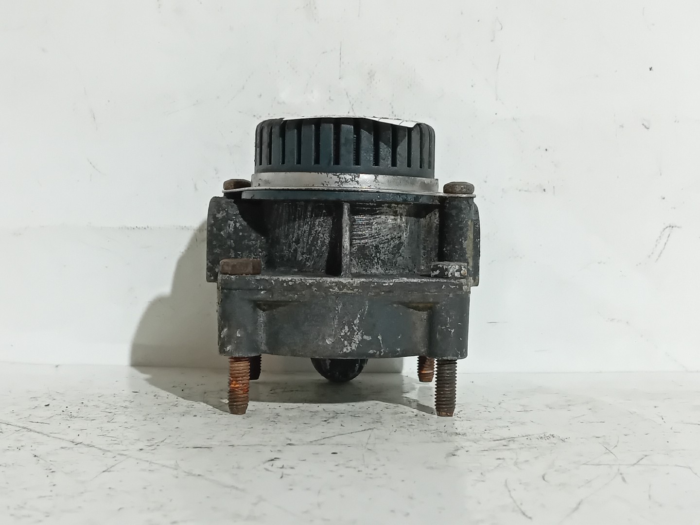 VALVULA IVECO - Imagem-2