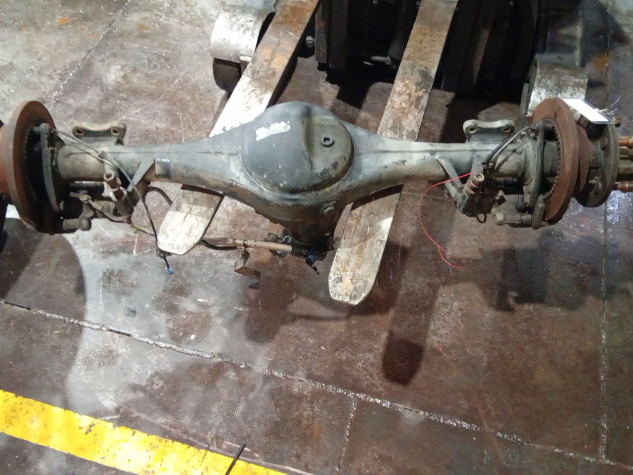 EIXO NISSAN CABSTAR (F22, H40) | 82 - 93 Imagem-2