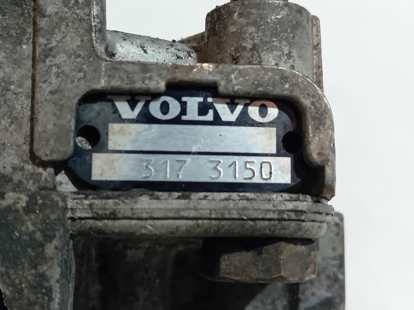 VALVULA VOLVO - Imagem-6