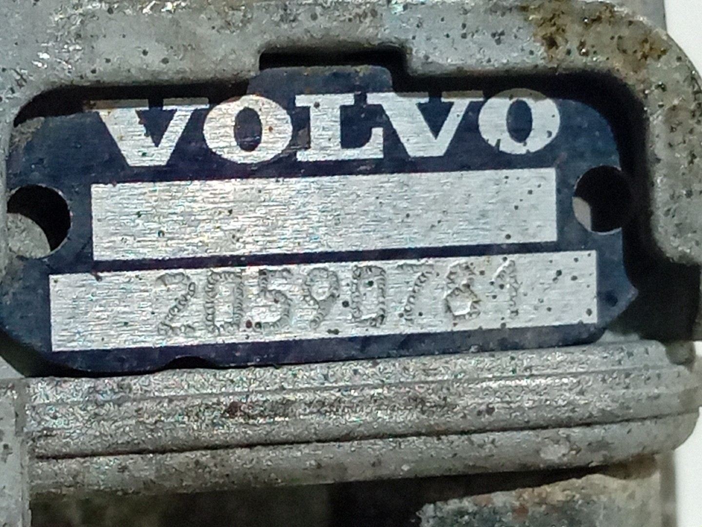 VALVULA VOLVO - Imagem-7