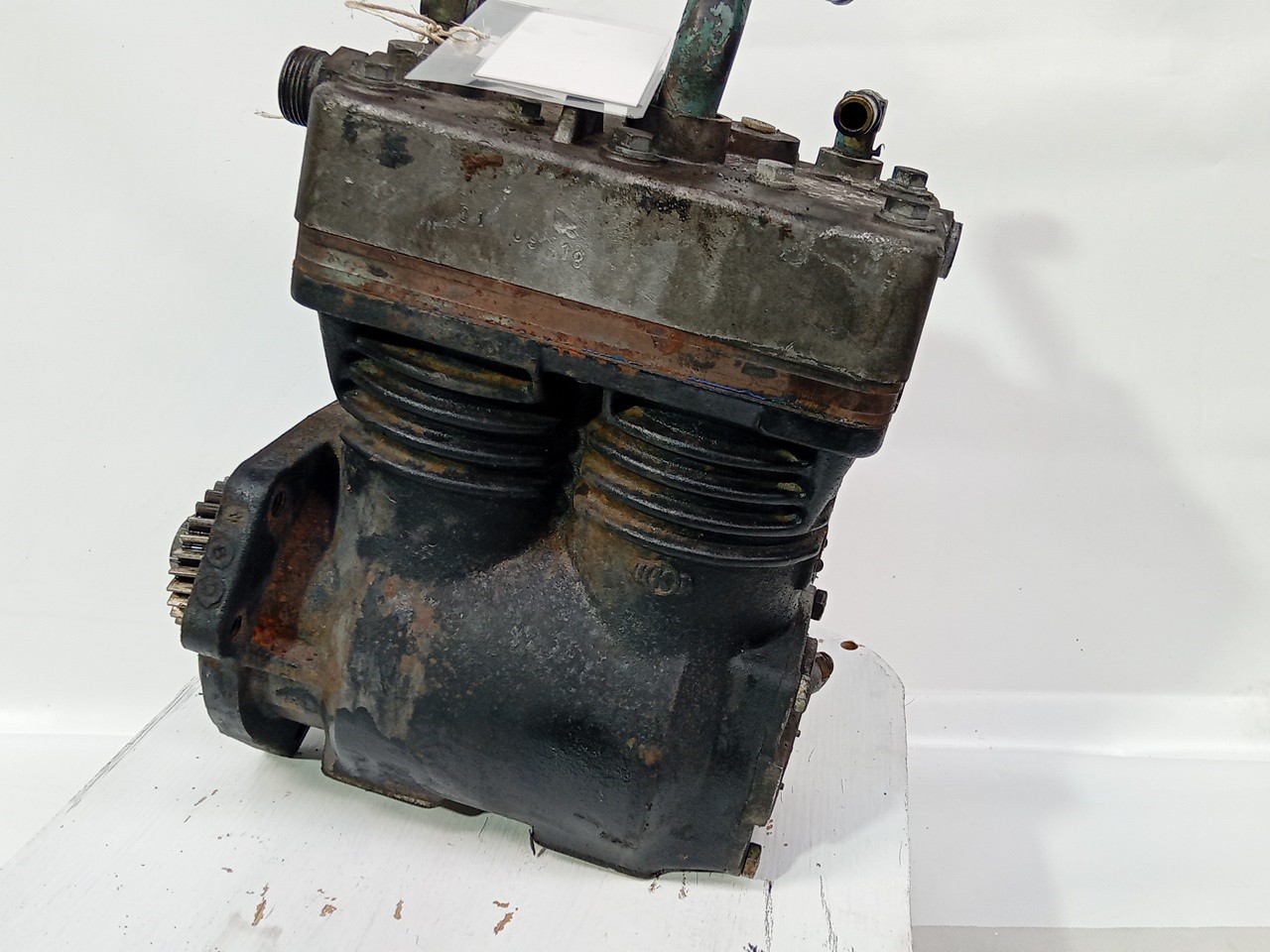 A/C Copmpressor VOLVO FL/FM/FH/VN/VNL/VNX/FMX/F/N Imagem-1